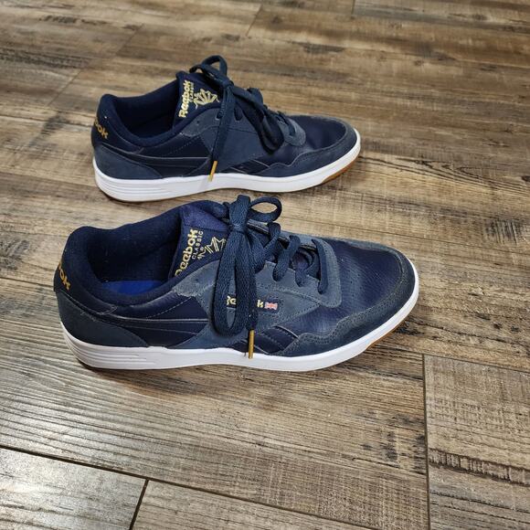 Reebok classic Womens size 8.5 shoes blue leather comfort sneakers - Picture 8 of 9